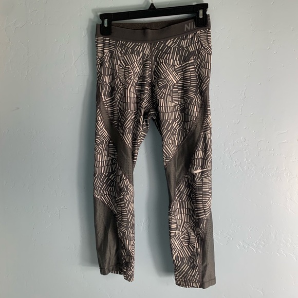 Nike Pants - Nike Dri-Fit Grey Leggings